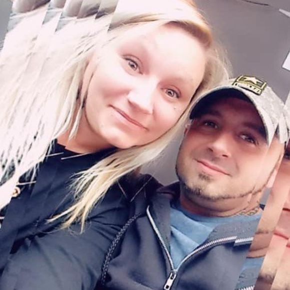 Meet your Posher, Nicole douglas - Picture 1 of 1